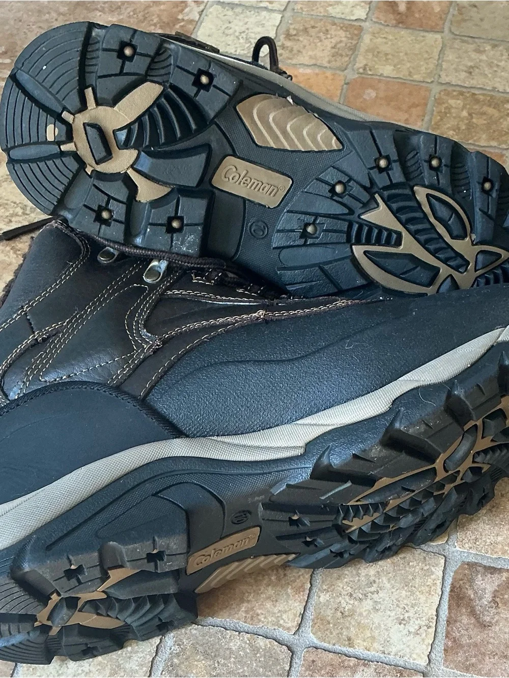 Columbia Brown and Black Men's Insulated Lace-Up Boots